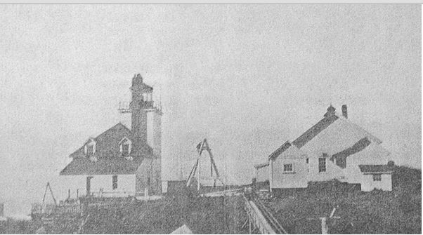 Green Island original lighthouse. Photo courtesy Library and Archives Canada
