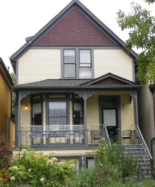 827 East Georgia Street 