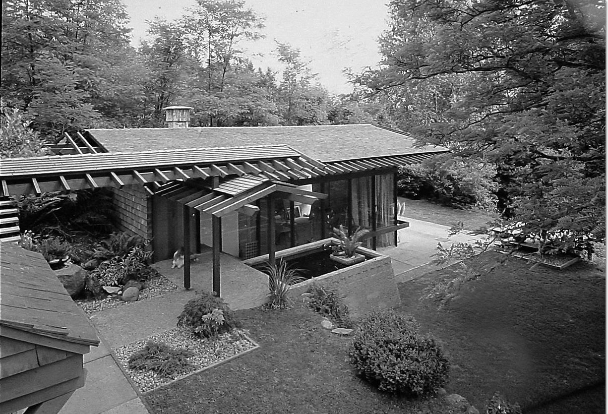 Selwyn Pullan's studio. Selwyn Pullan photo, 1960