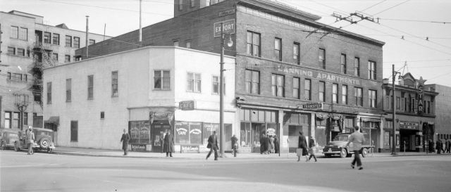 Star Theatre CVA 447321in 1951