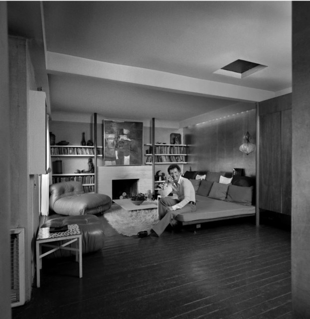 Arthur Erickson. Selwyn Pullan photo, 1972