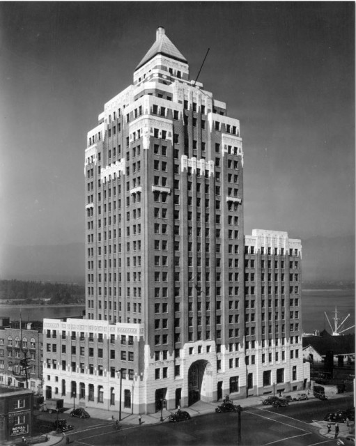 Marine Building