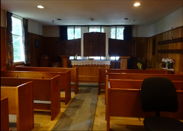 Up to 80% of visiting seafarers are Filipino and they are deeply religious. Their spiritual needs are administered to in the chapel by either a Priest or an Anglican cleric. Eve Lazarus photo, 2016. 