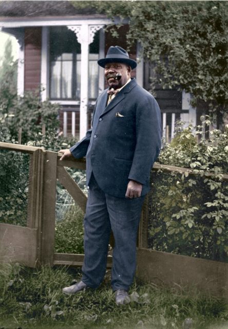 Joe Fortes Beach Avenue