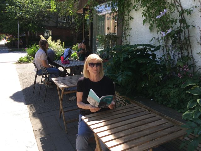 Eve at Federal Store