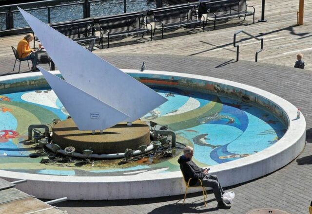 Fountains, ferries and superyachts